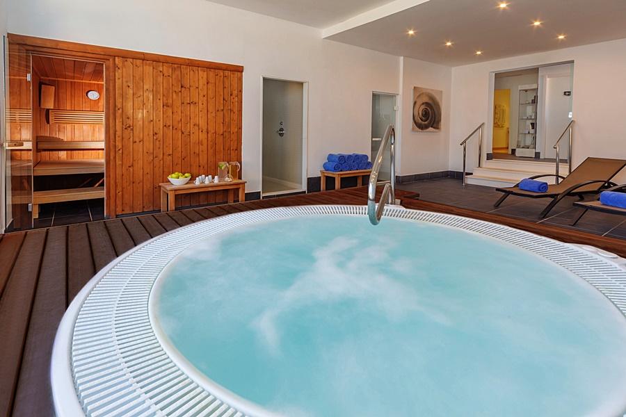Aluasun Far Menorca Aparthotel S'Algar Ngoại thất bức ảnh