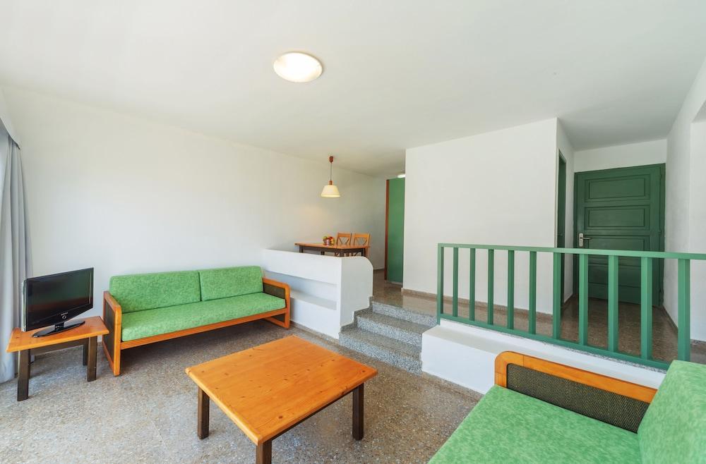 Aluasun Far Menorca Aparthotel S'Algar Ngoại thất bức ảnh