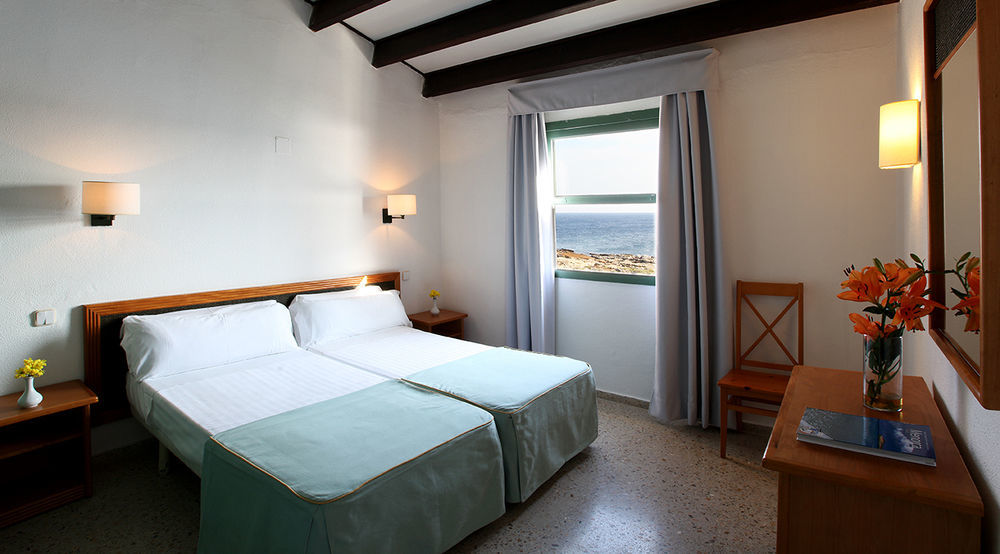 Aluasun Far Menorca Aparthotel S'Algar Ngoại thất bức ảnh