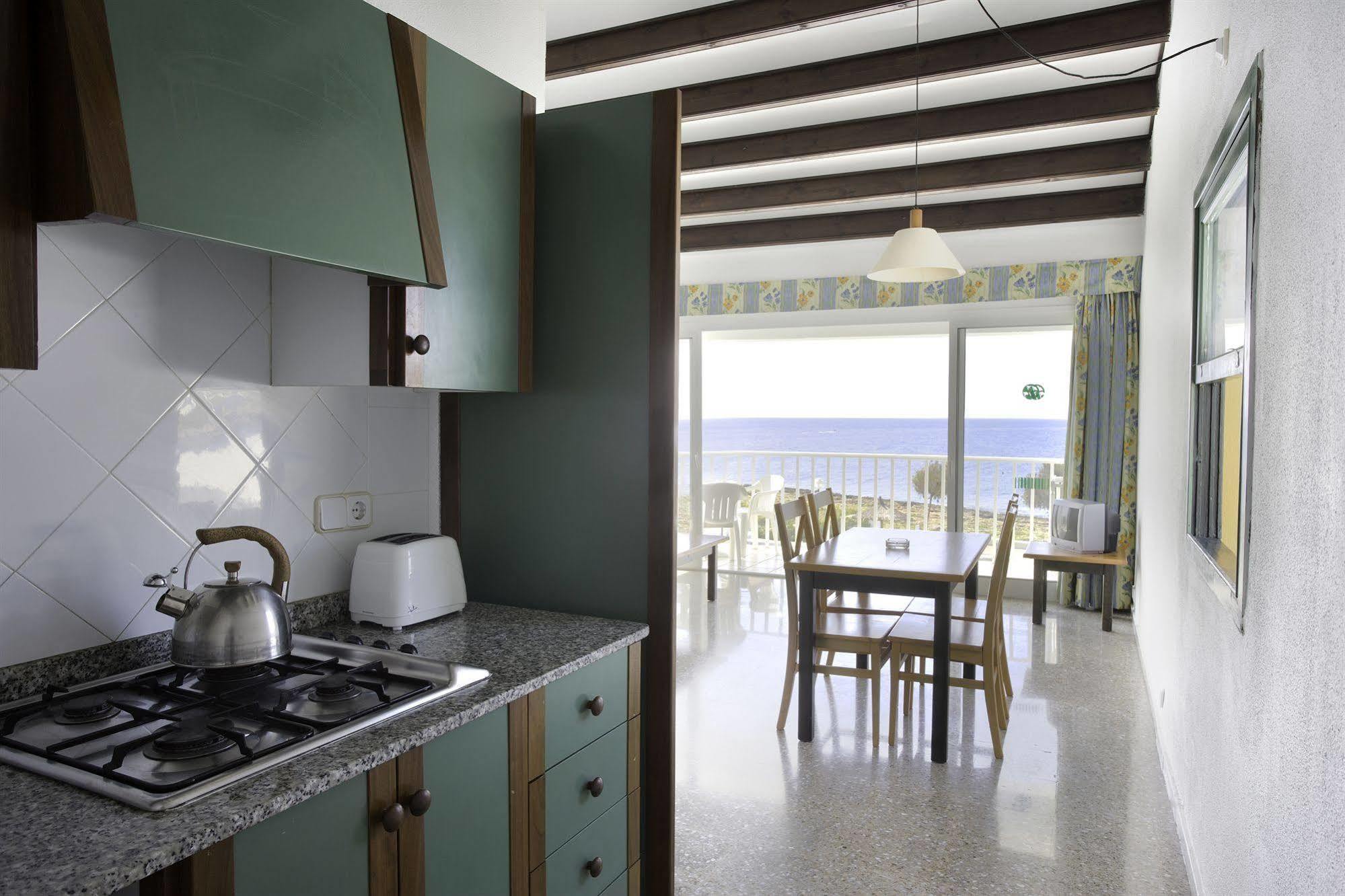 Aluasun Far Menorca Aparthotel S'Algar Ngoại thất bức ảnh